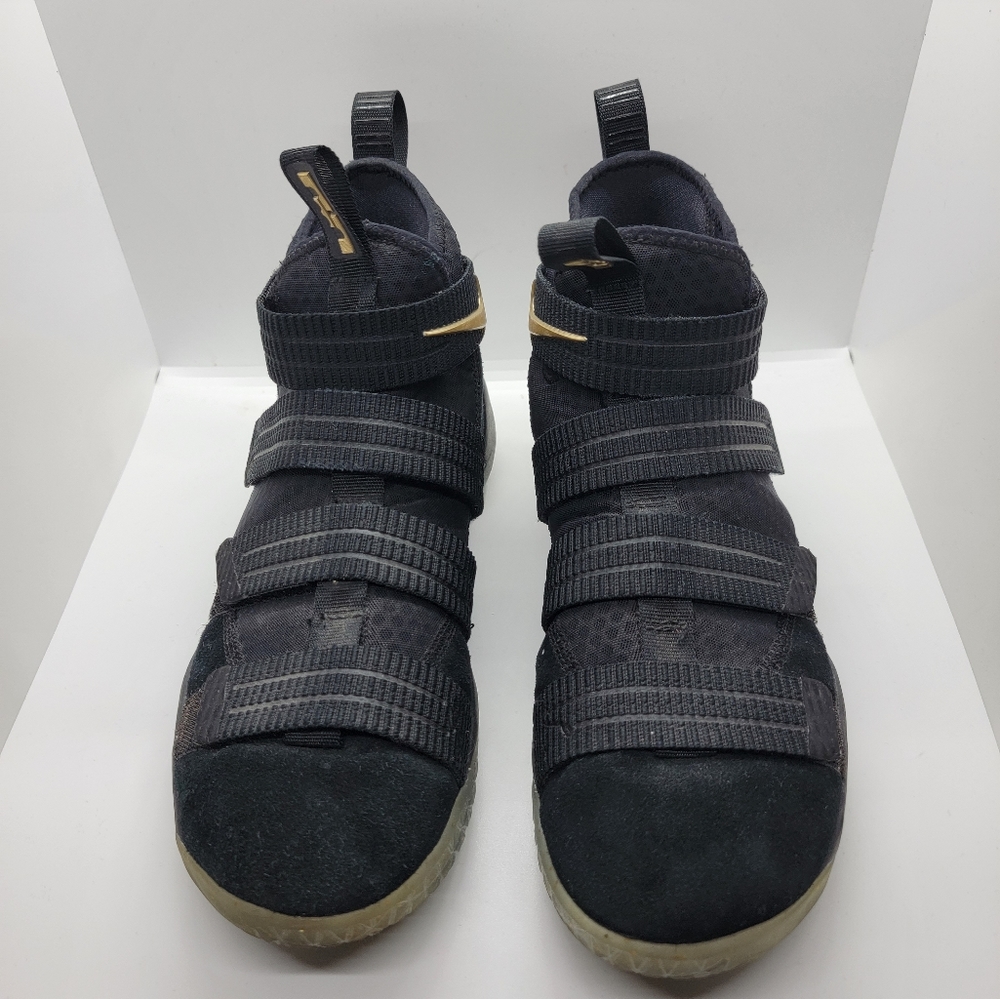 Lebron soldier 11 finals